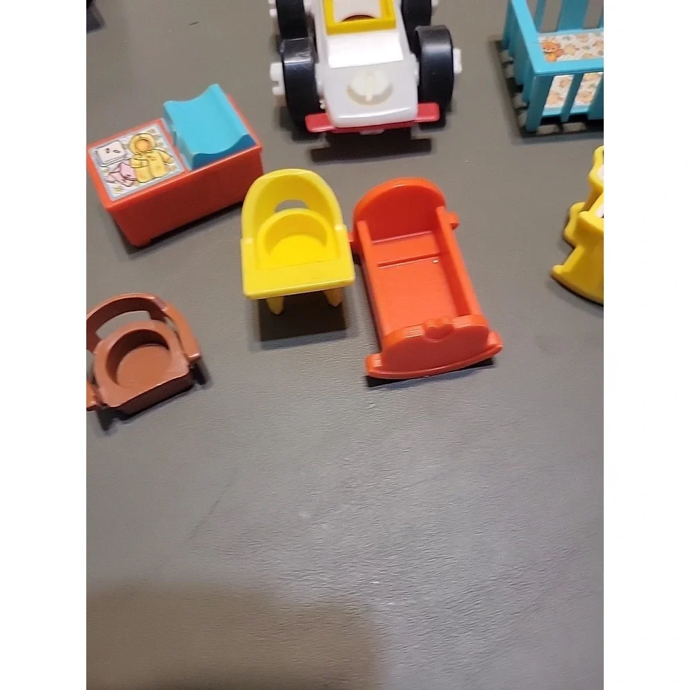 Fisher-Price Little People Vtg replacement Baby items etc...